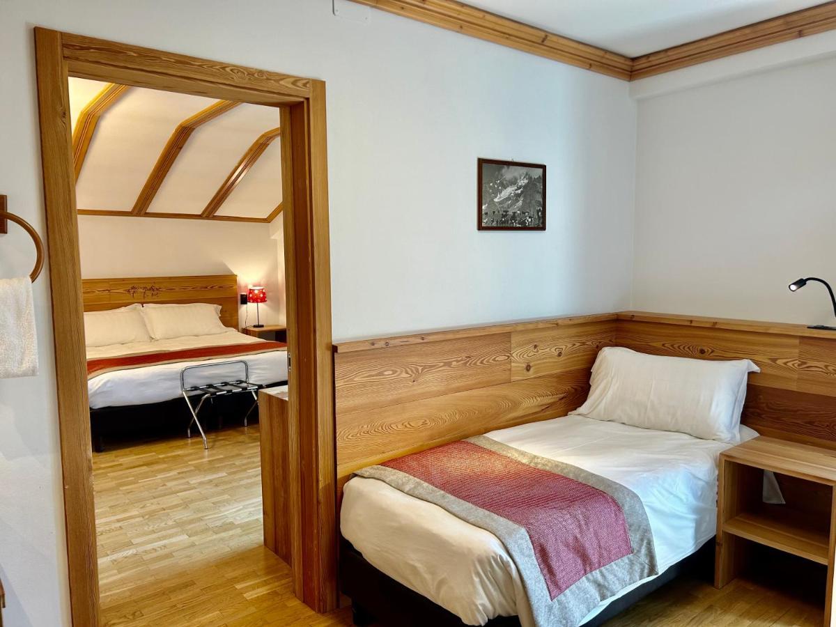 Hotel Croux Courmayeur Pokoj fotografie