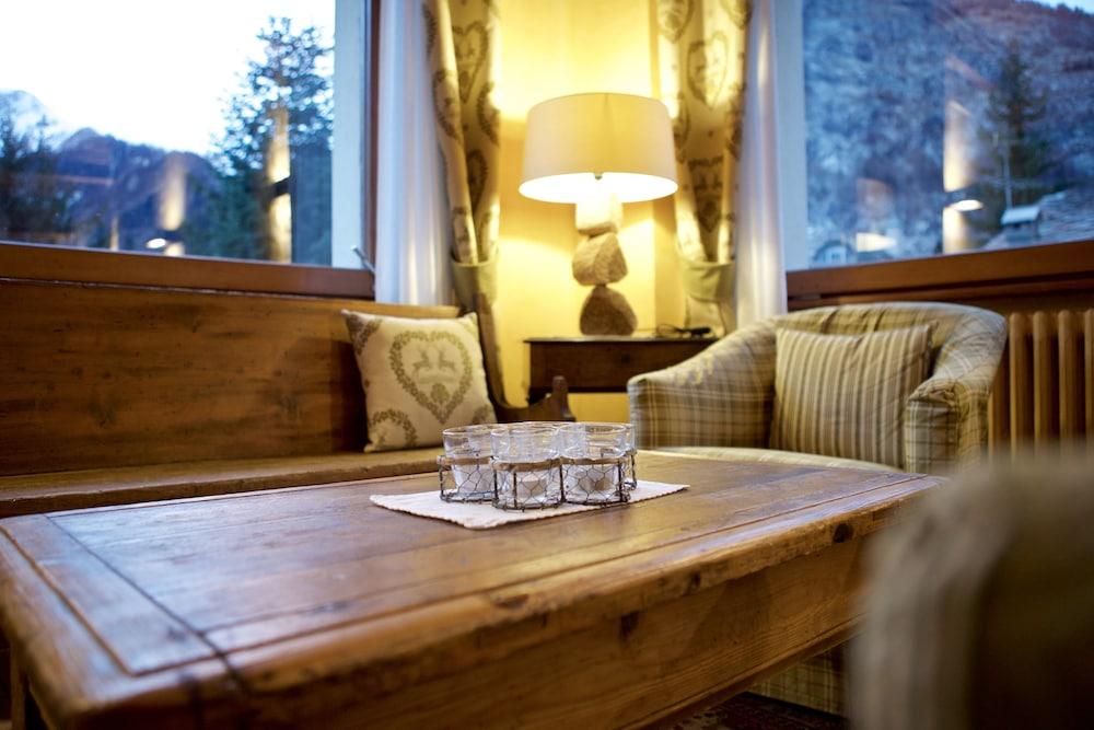 Hotel Croux Courmayeur Exteriér fotografie